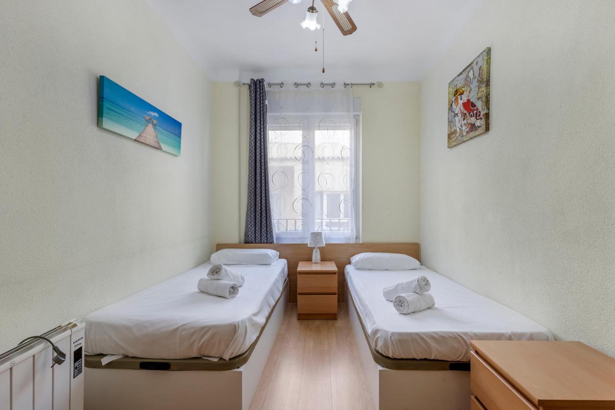 Agreda Apartment With Ac Alicante Bagian luar foto