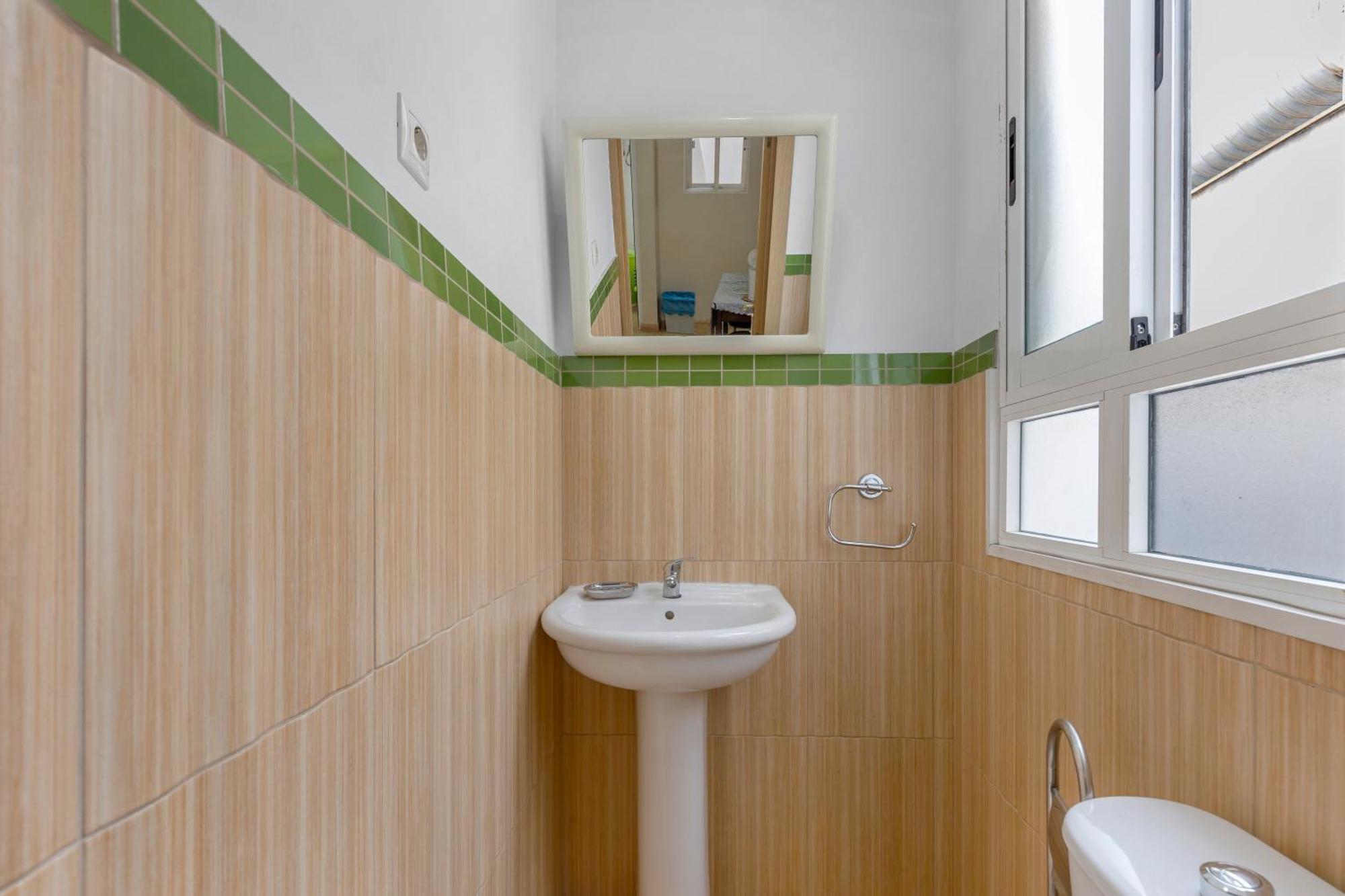 Agreda Apartment With Ac Alicante Bagian luar foto